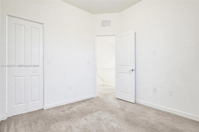 Building Photo - 11920 NW 47th Manor