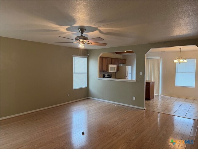 Building Photo - 2300 Maedell Dr