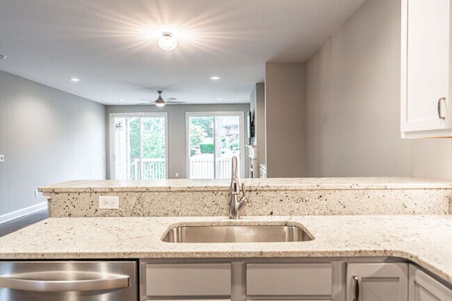 Building Photo - 535 Lighthorse Cir