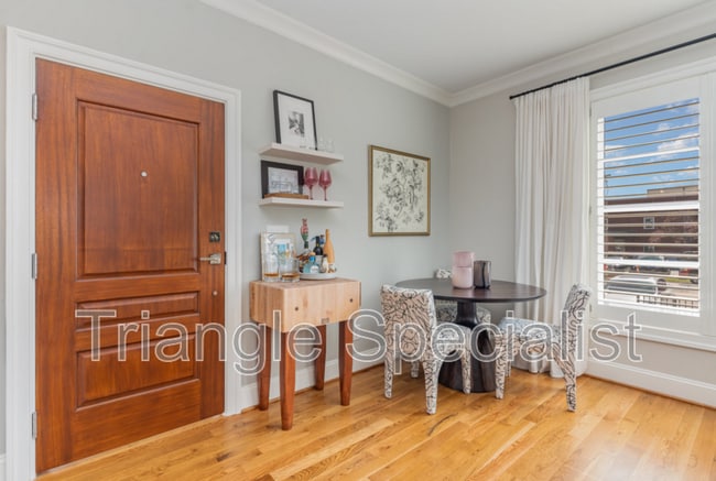 Building Photo - 2018 Smallwood Dr