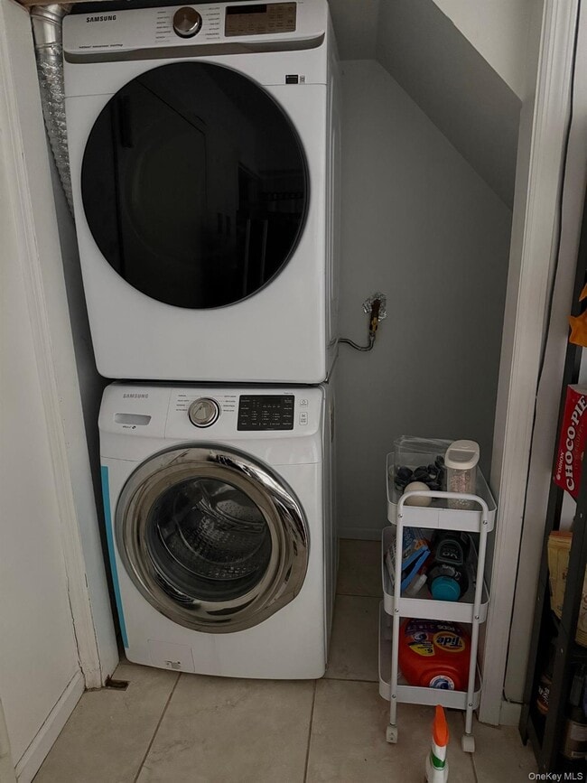 Building Photo - 207-17-207-47 47th Ave