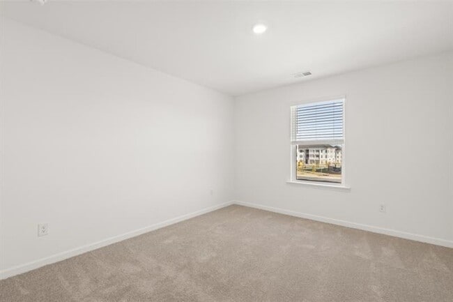 Building Photo - 101 Smithwood Dr