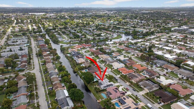 Building Photo - 6661 NW 23rd St