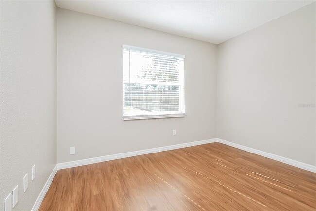 Building Photo - 1625 Crossridge Dr