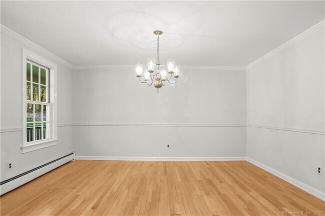 Building Photo - 202 S Bald Hill Rd