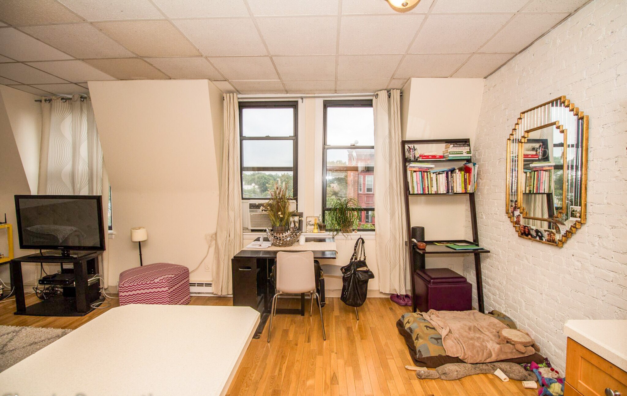 Building Photo - 217 Washington St