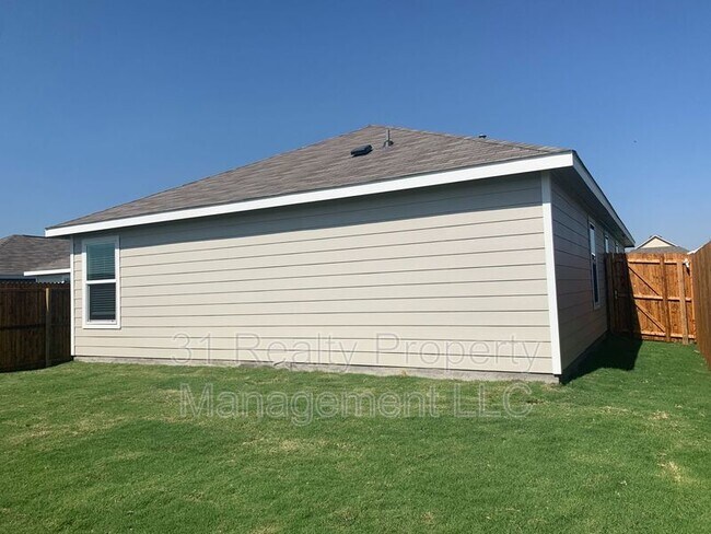 Building Photo - 4323 Johnstown Ln.