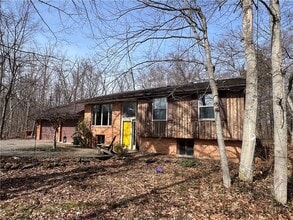 Building Photo - 340 Campbell Rd