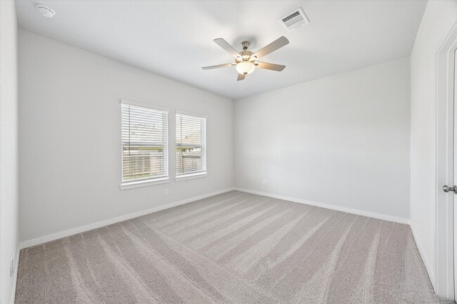 Building Photo - 11605 Whirlaway Dr