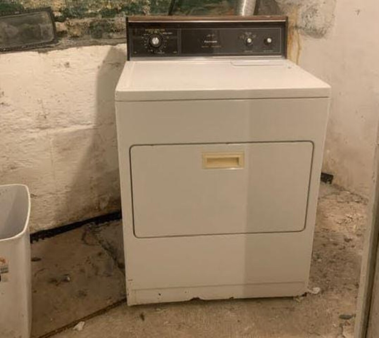 Laundry - 423 Pearl St