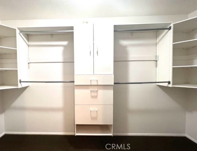 Building Photo - 2352 Eaglewood Dr