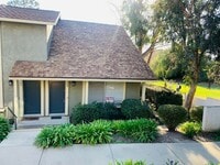Building Photo - Wildwood I END UNIT