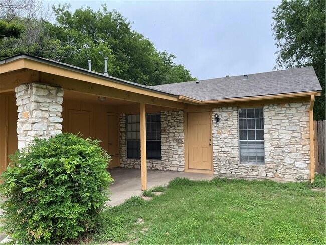 Primary Photo - 6707 Skynook Dr