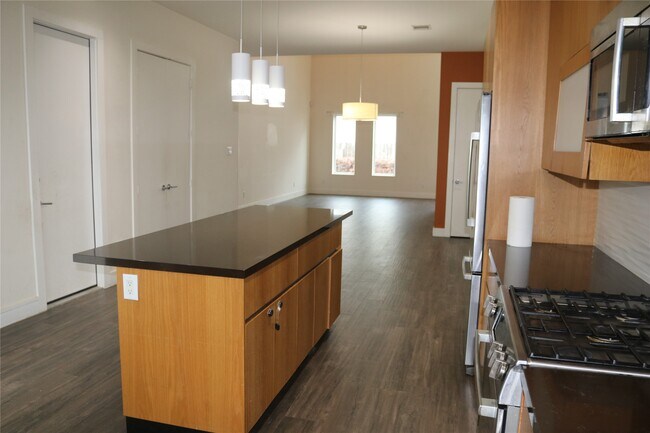 Building Photo - 5403 Tocayo Pl