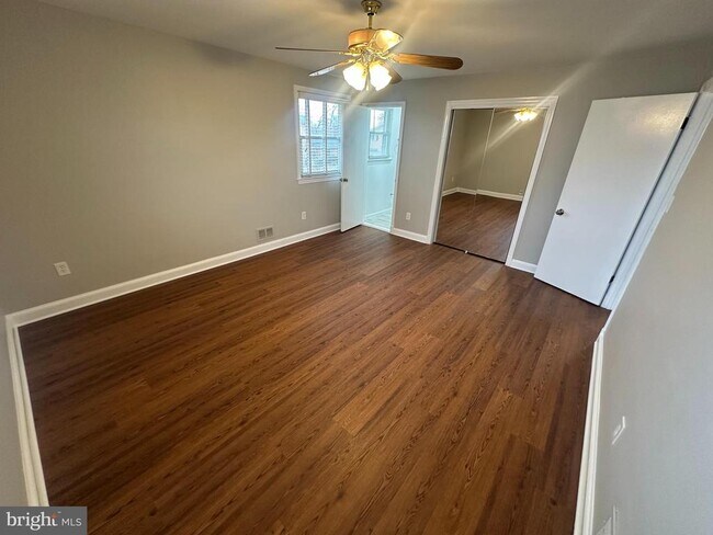 Building Photo - 3912 21st Ave