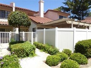 Building Photo - 1404 Bodega Way