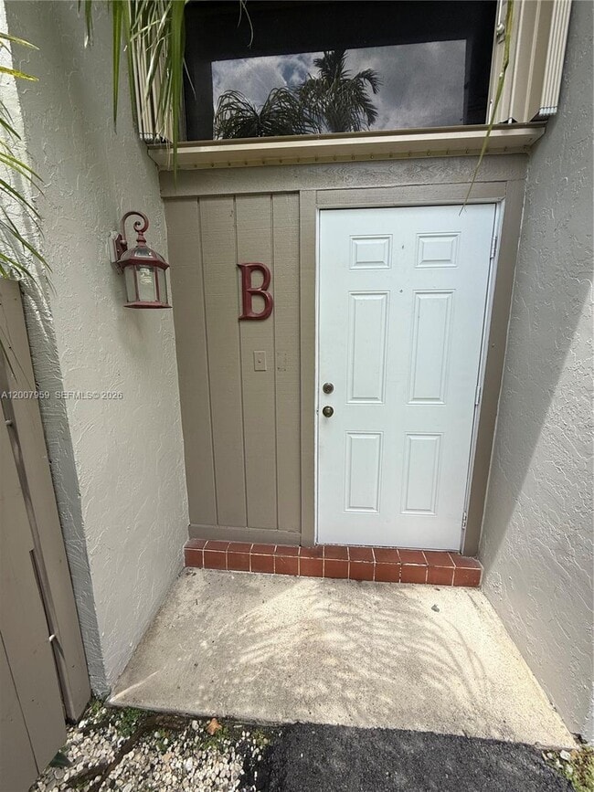 Building Photo - 10661 SW 113th Pl