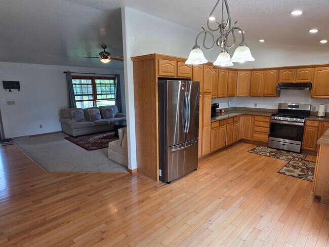 Building Photo - Updated 4 bedroom Greenfield ranch home