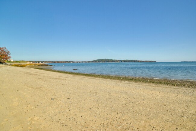 Building Photo - 29 Cole St