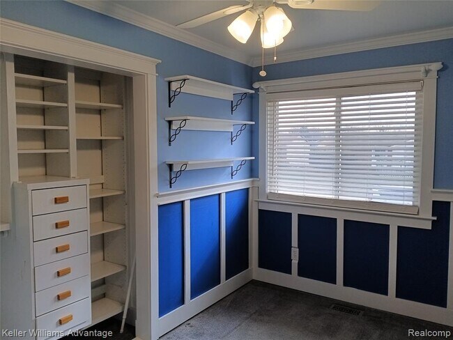 Building Photo - 15730 Anthony St