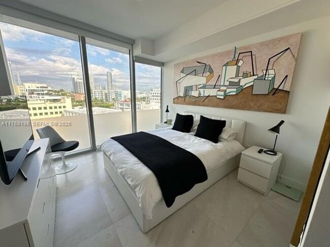 Building Photo - 1 Collins Ave