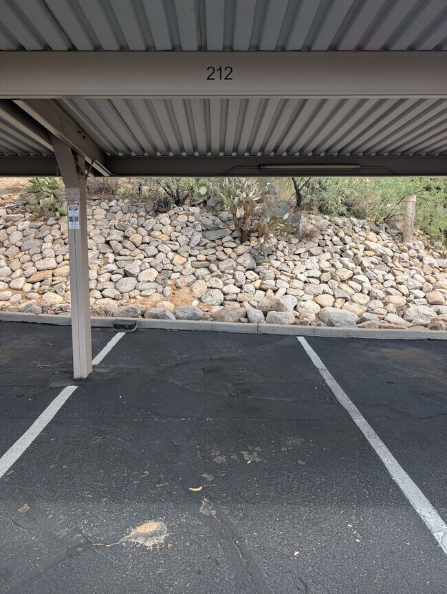 Building Photo - Boulders at La Reserve Condominiums in Oro...