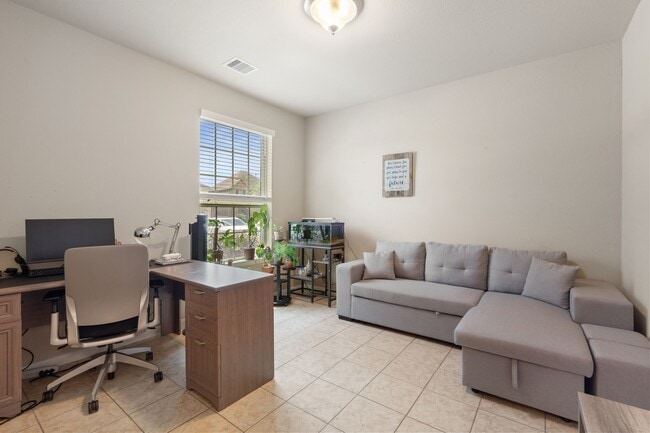 Building Photo - 9131 Basin Ridge Ln