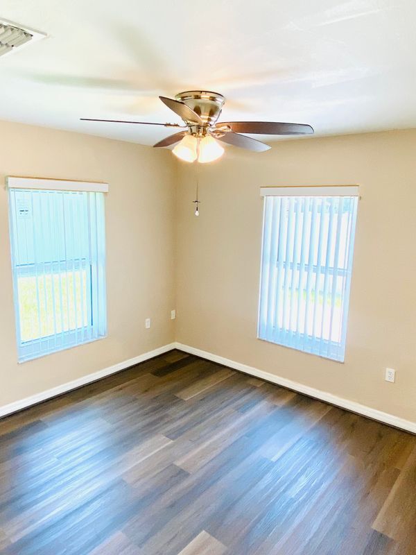 Building Photo - 659 Jaguar Ct