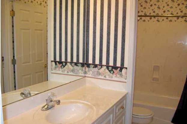 Building Photo - 4114 Oak Pointe Dr