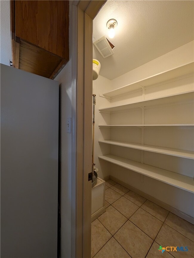 Building Photo - 1134 Misty Acres Dr