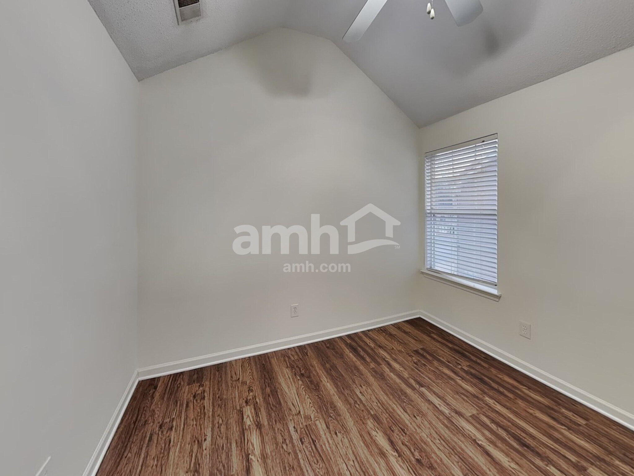 Building Photo - 148 Ventura Trl