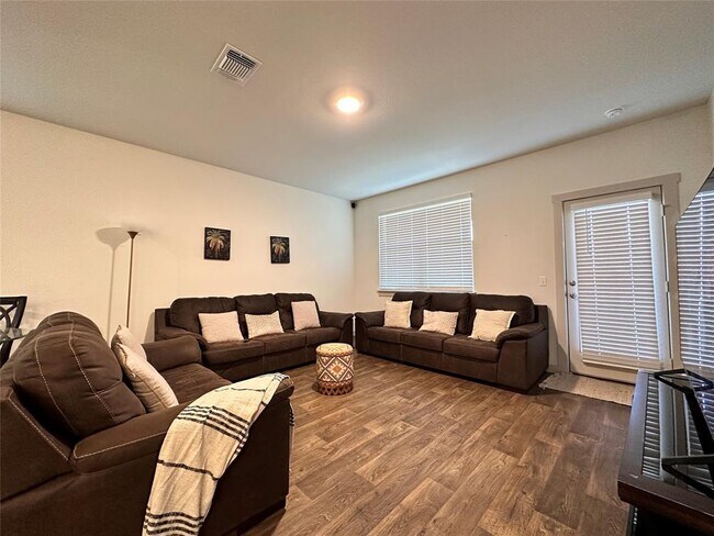 Building Photo - 630 Concho River Dr
