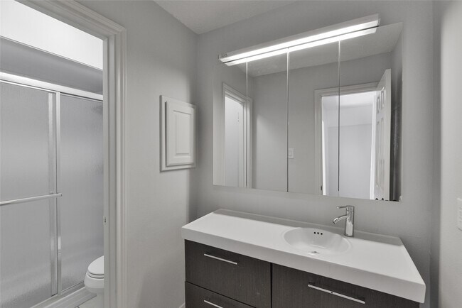 Building Photo - 4527 Natural Bridge Dr