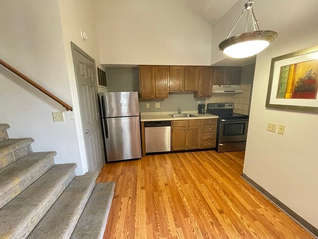 Building Photo - 3 Long Wharf Dr