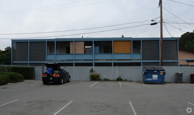 Building Photo - 336 Rheem Blvd