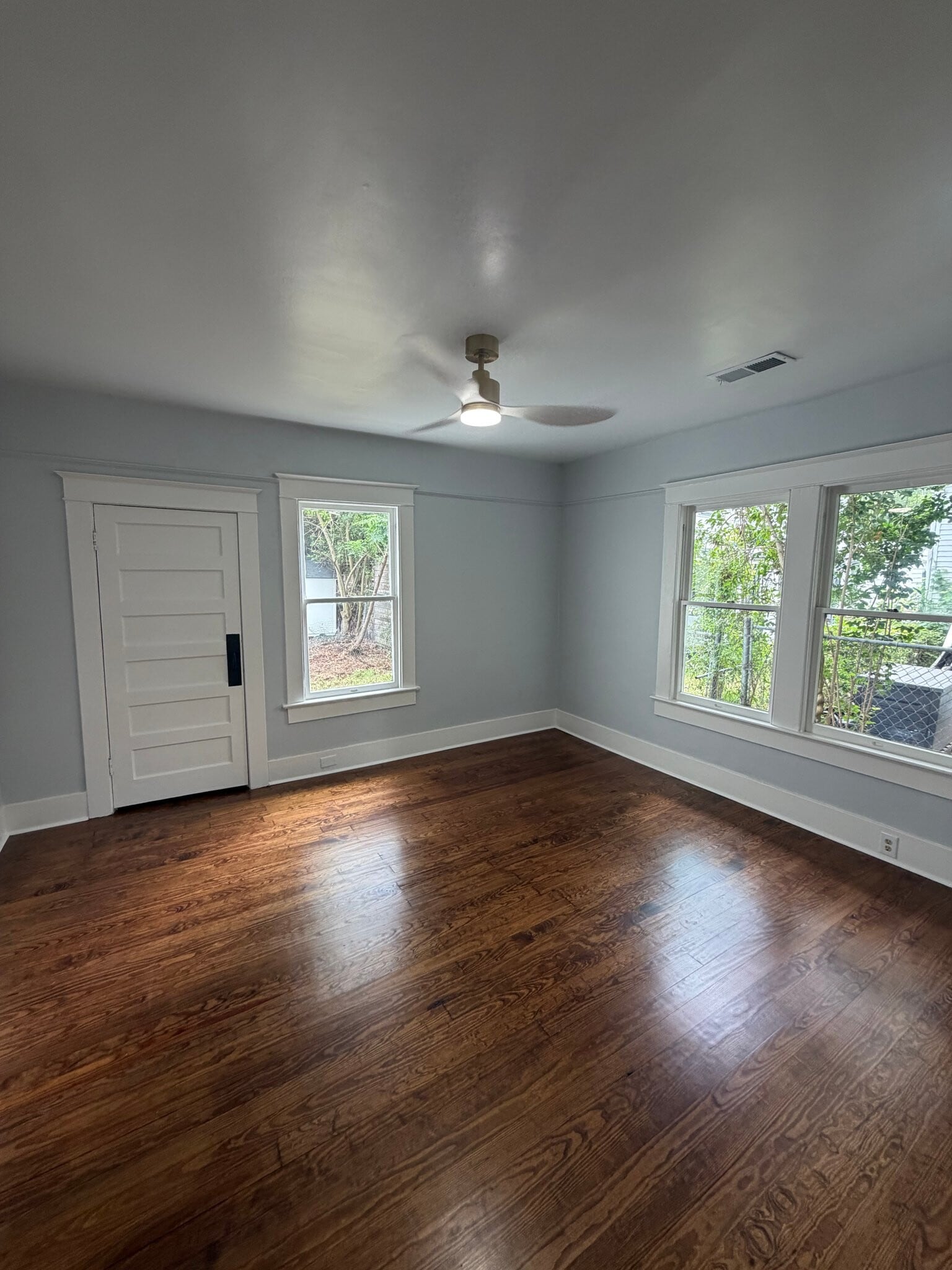 Building Photo - 116 Sans Souci St