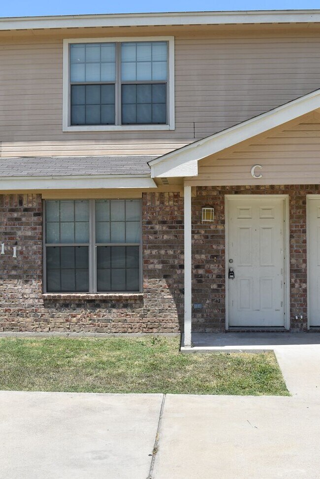 Building Photo - 3411 Turner Ave