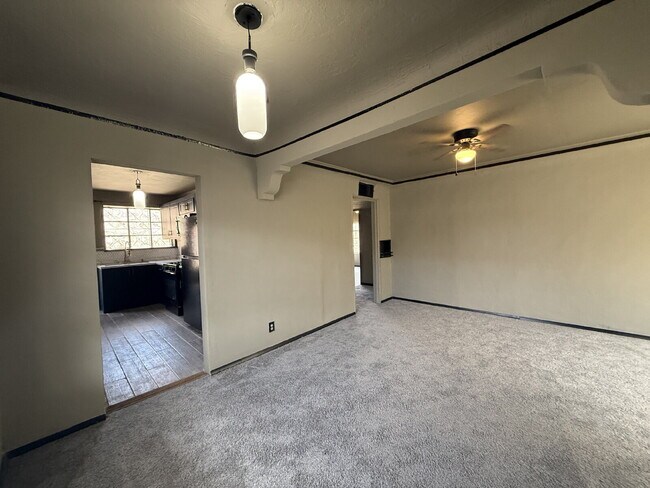 Building Photo - 3501 Taylor Ave