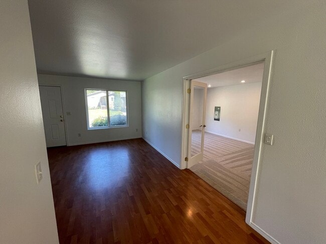 Building Photo - 2415 Forest Park Ln