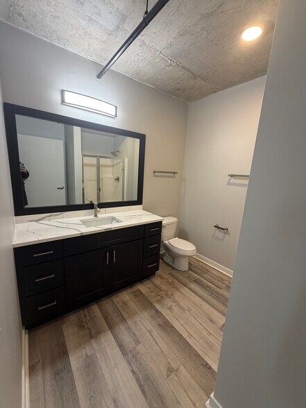 Building Photo - 111 W Polk St