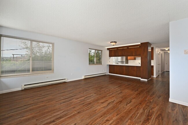 Building Photo - 3622 13th Ave W