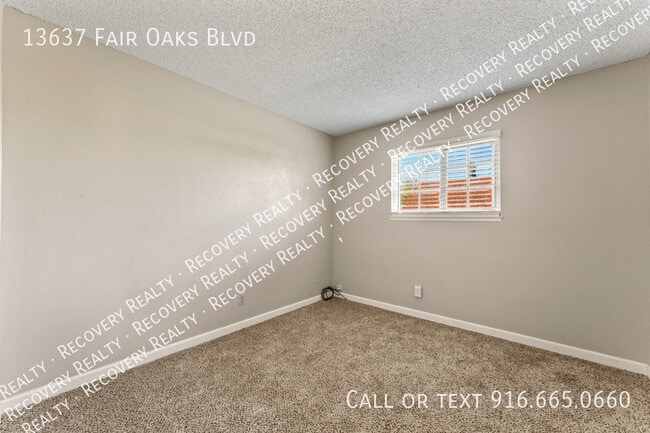 Building Photo - 13637 Fair Oaks Blvd