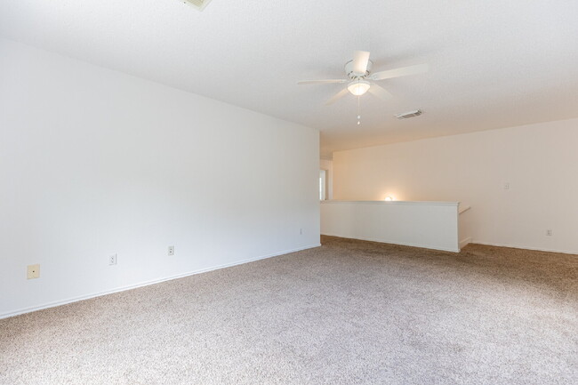 Building Photo - 491 Emerald Fields Ln