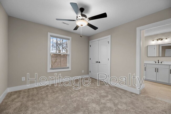 Building Photo - 7226 Sassafras Way