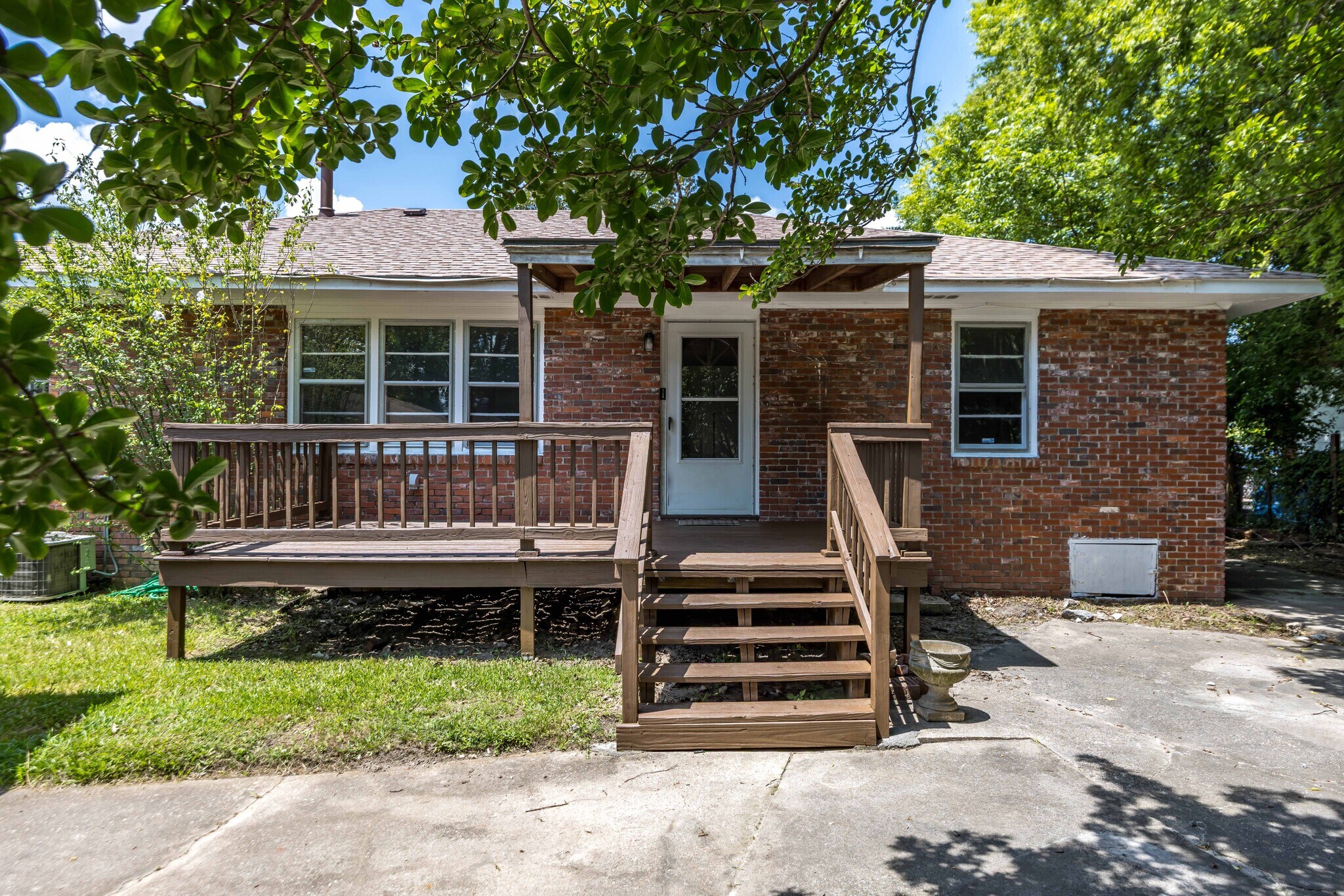 Building Photo - 3824 Forrest Rd