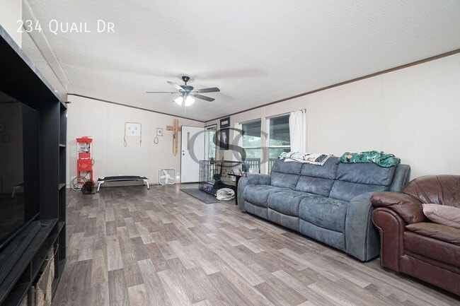 Building Photo - 234 Quail Dr