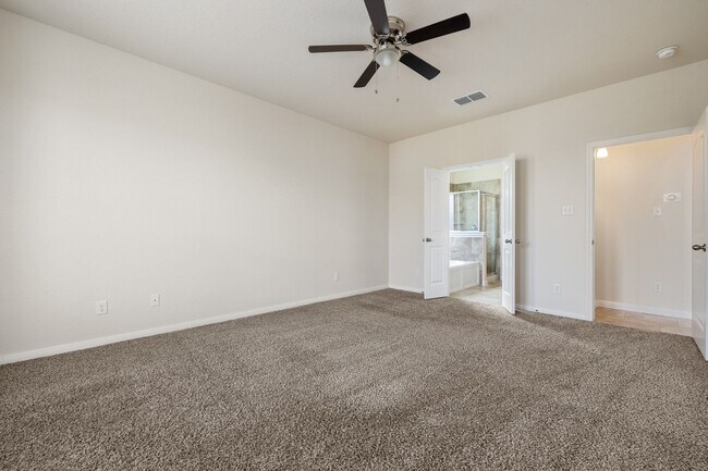 Building Photo - Spacious 4BR Home with Game Room, High Ceilings & Private Backyard in Schertz