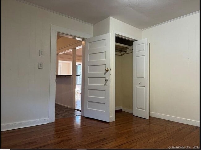 Building Photo - 535 Quinnipiac Ave