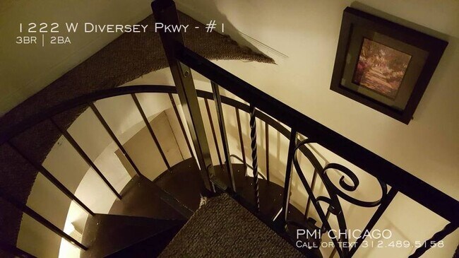 Building Photo - 1222 W Diversey Pkwy