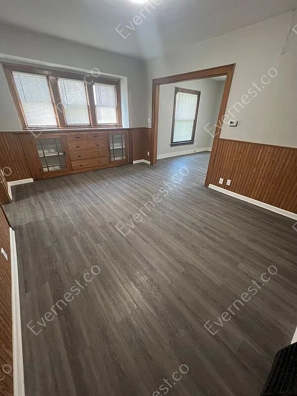 Building Photo - 3962 Woodhaven Dr